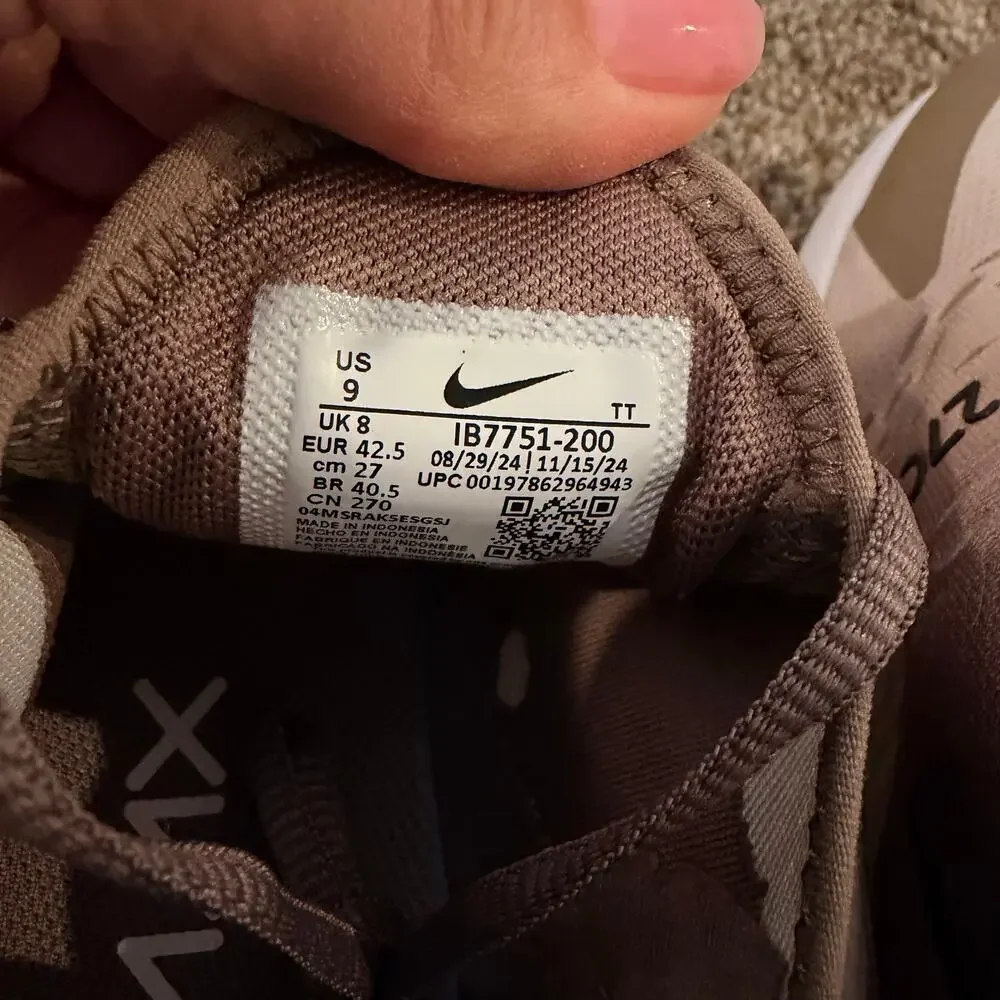 NIKE Men's Air Max 270 Mink Brown Shoes Size 9